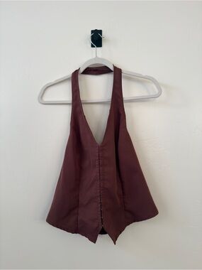 Sleeveless V-Neck Halter Top in Deep Brown